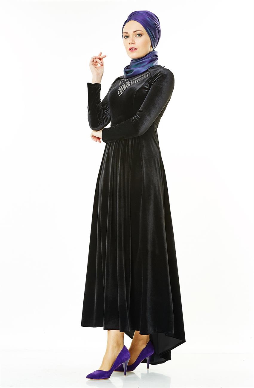 Kadife Kolye Detaylı Siyah Elbise LR8285-01
