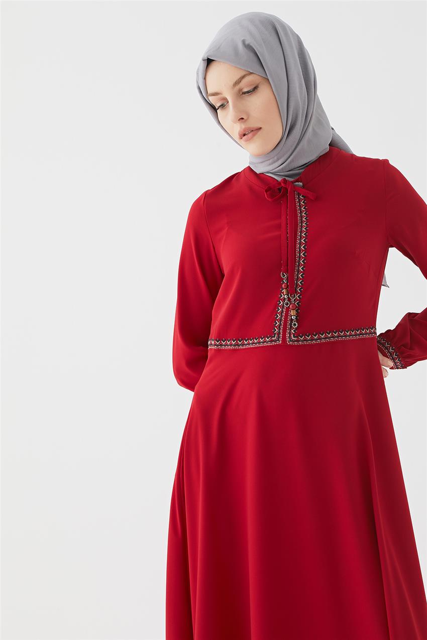 Nakışlı Kırmızı Elbise