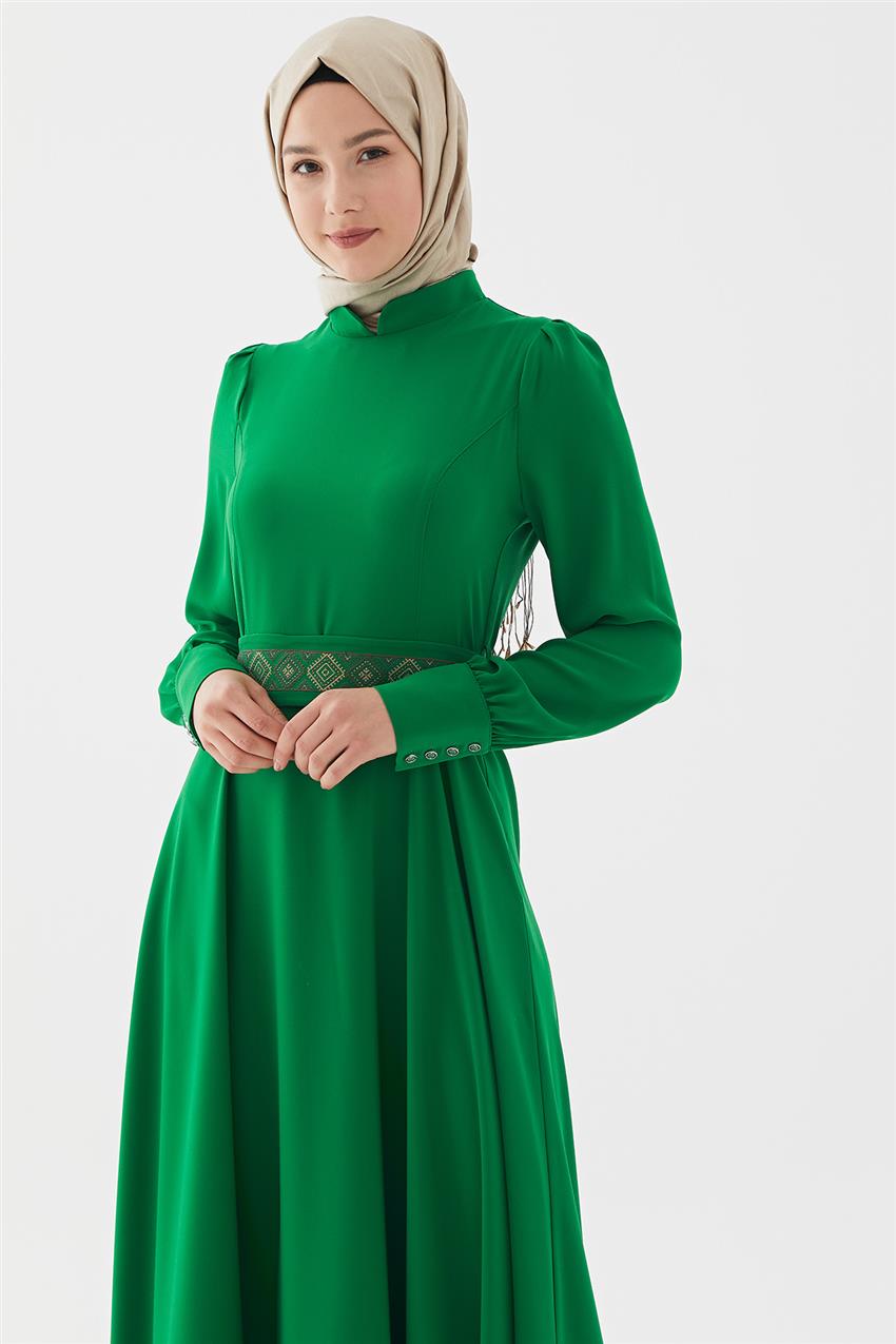 Bel Nakışlı Açık yeşil Elbise