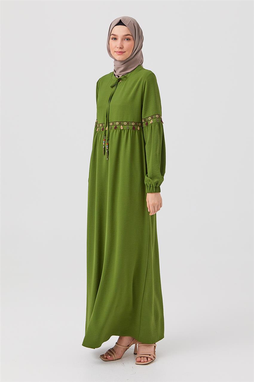 Şerit Nakışlı Yeşil Elbise