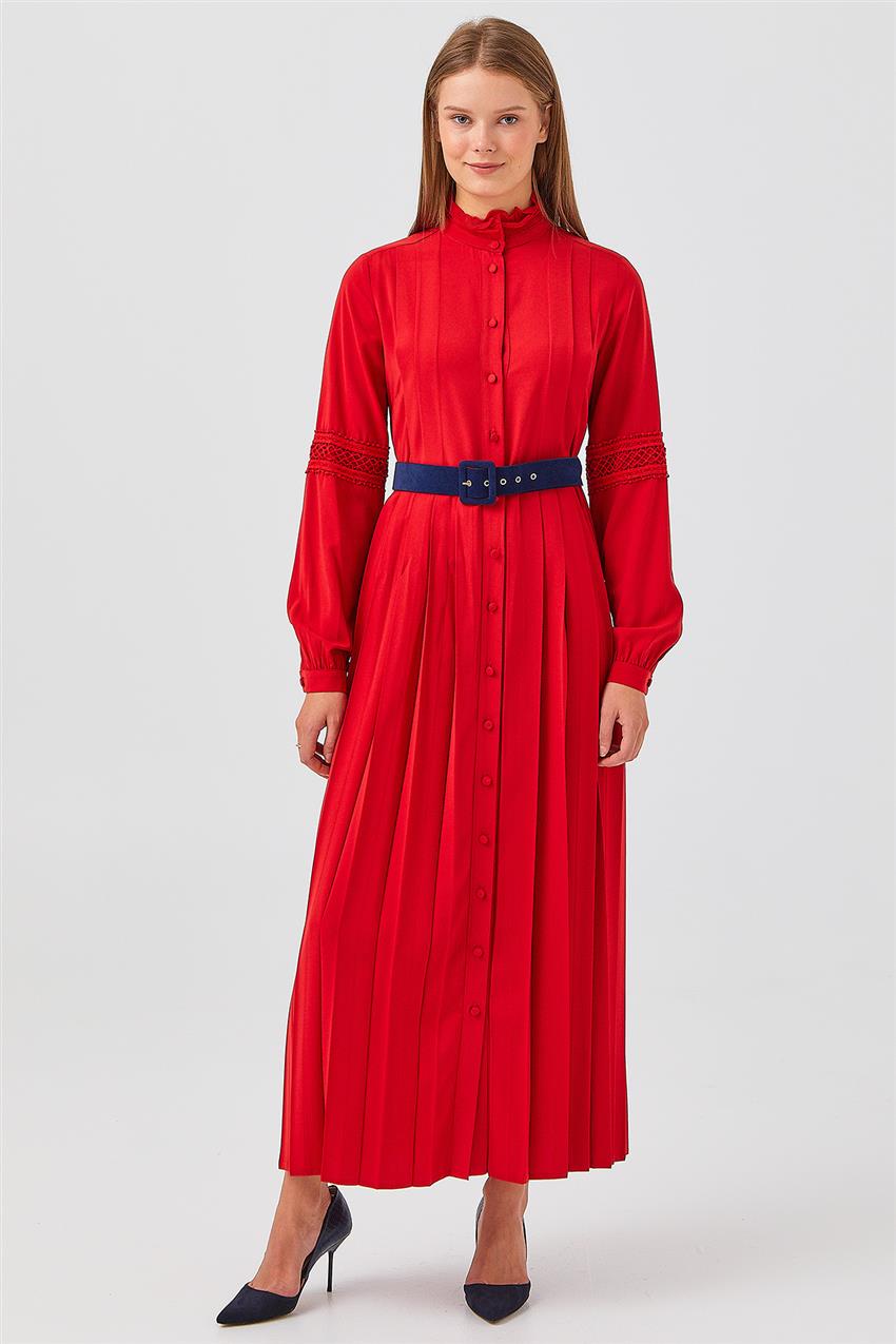 Piliseli Kırmızı Elbise