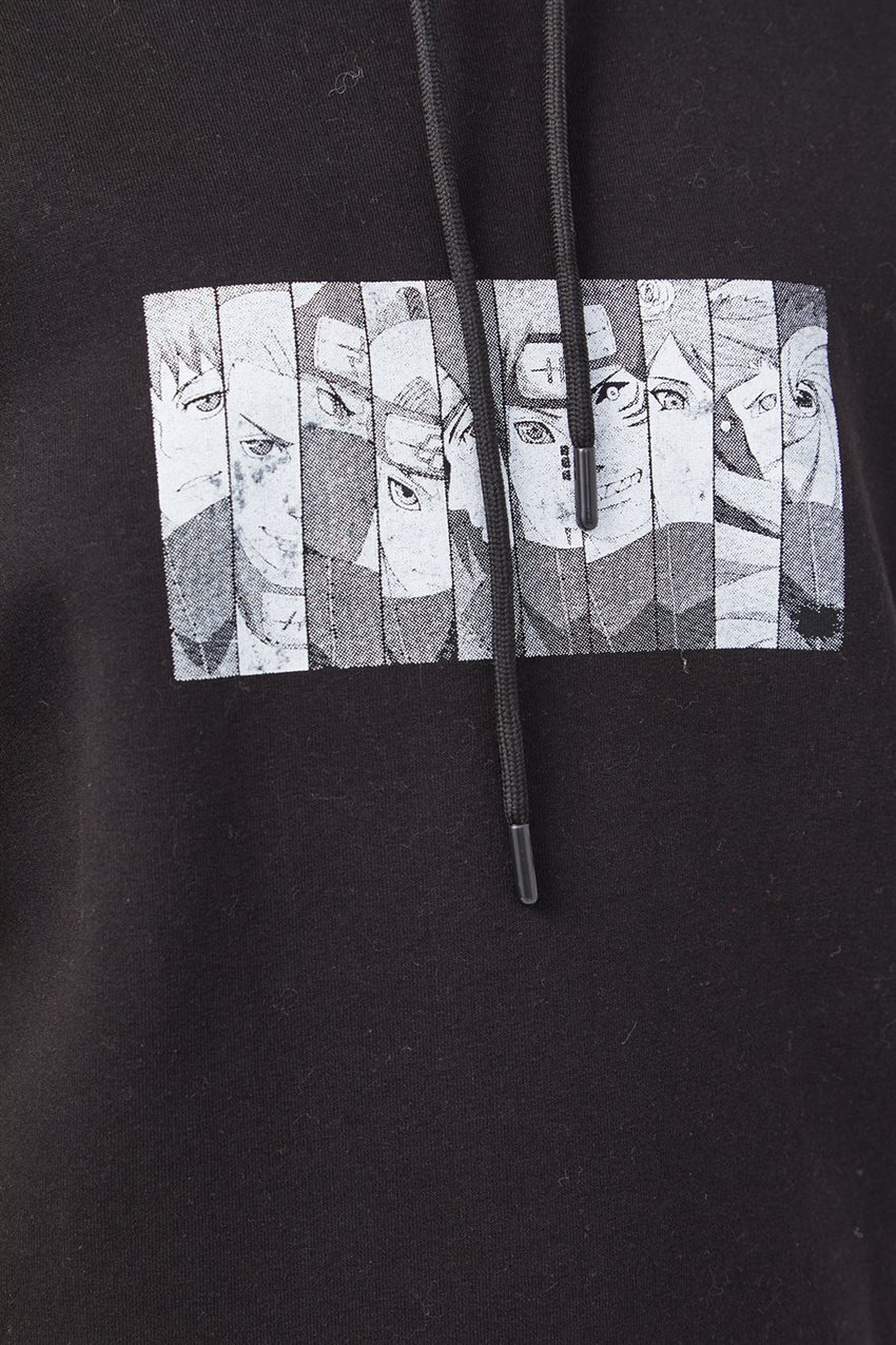 Anime Baskılı Siyah Sweatshirt
