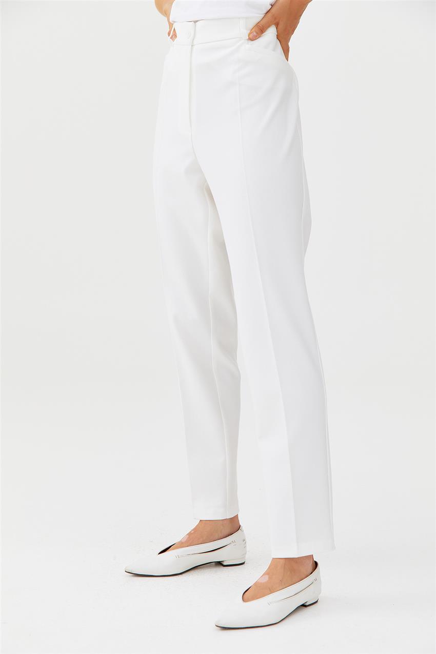 Klasik Düz Kesim Beyaz Pantolon