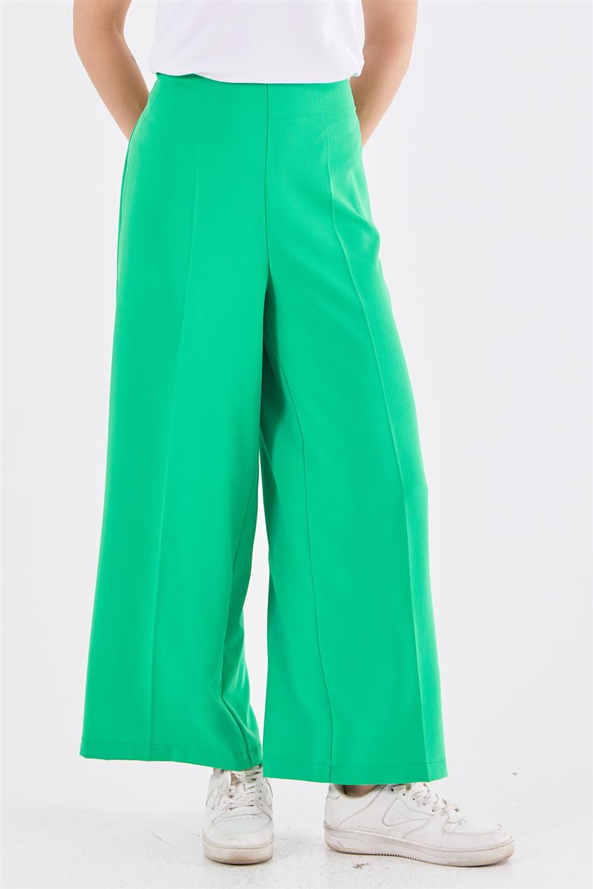Arkası Lastikli Kısa Geniş Paça Yeşil Pantolon