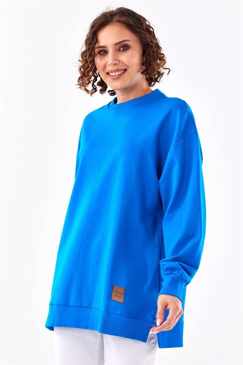 Basic Saks Sweatshirt