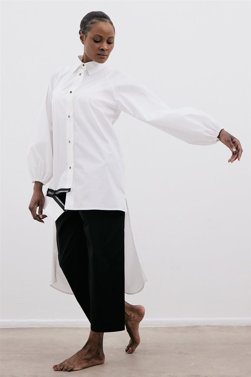 Sırt Detaylı Tasarım Beyaz Gömlek/Tunik 