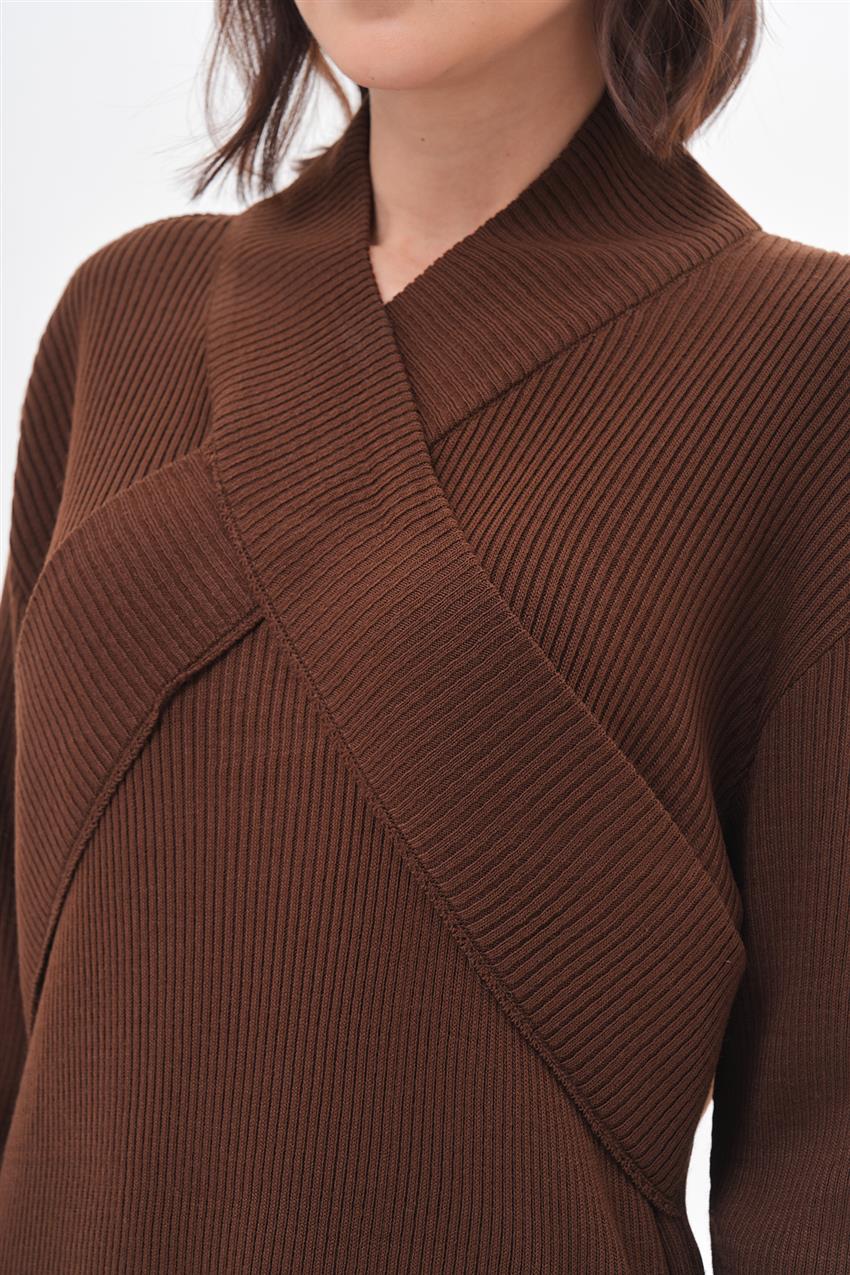 Kruvaze Detaylı Koyu Kahverengi Triko Elbise