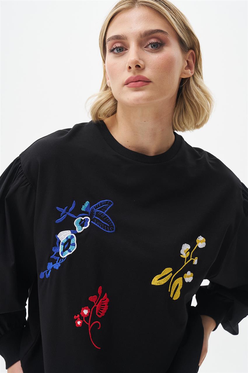 Çiçek Nakış İşlemeli Siyah Sweatshirt