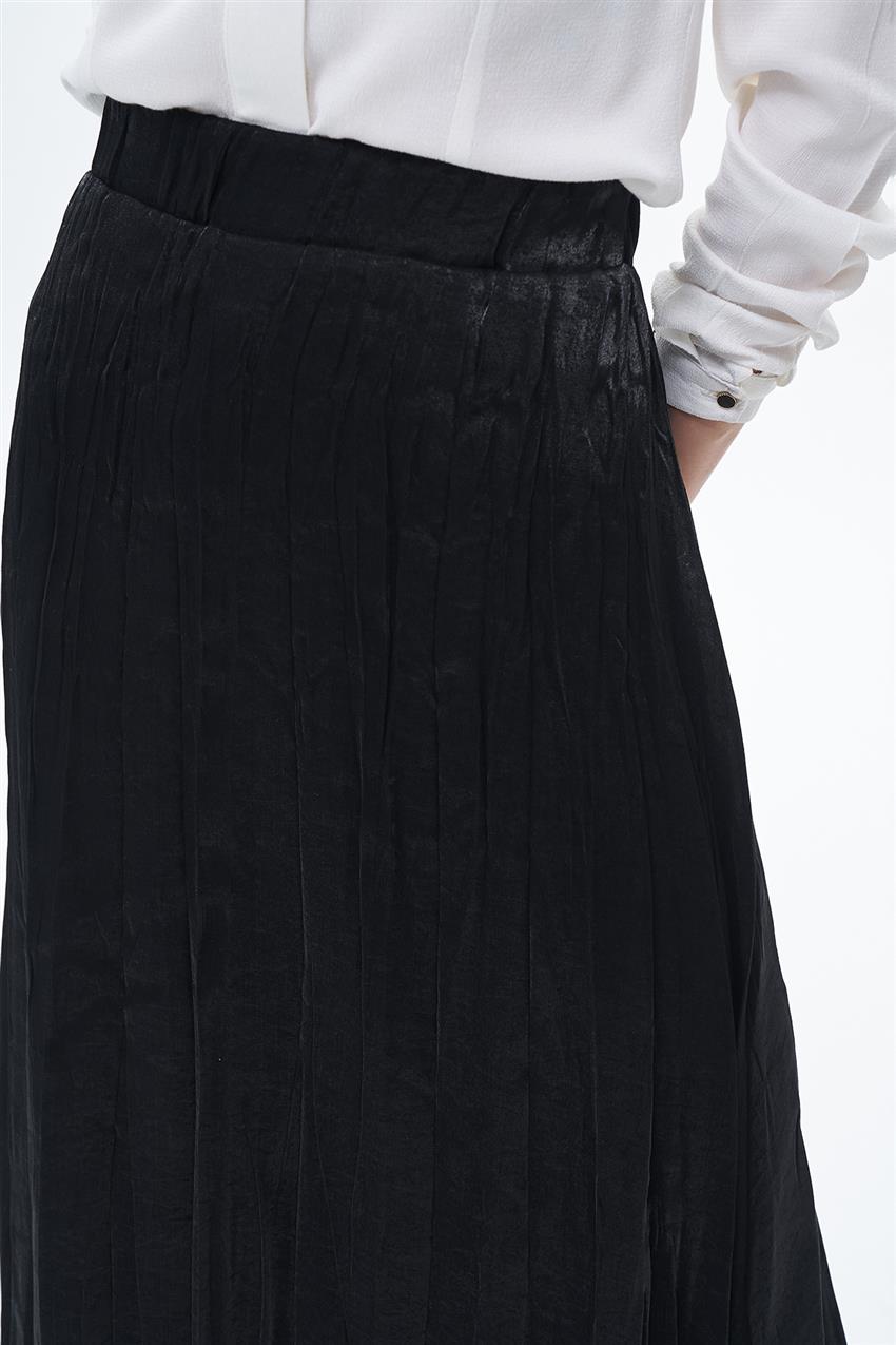 Skirt-Black M148A-01